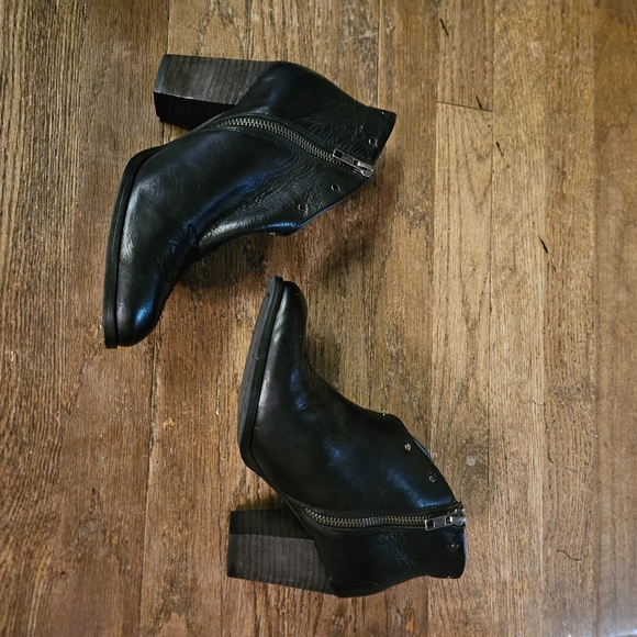 Low cut boot - Picture 4 of 7